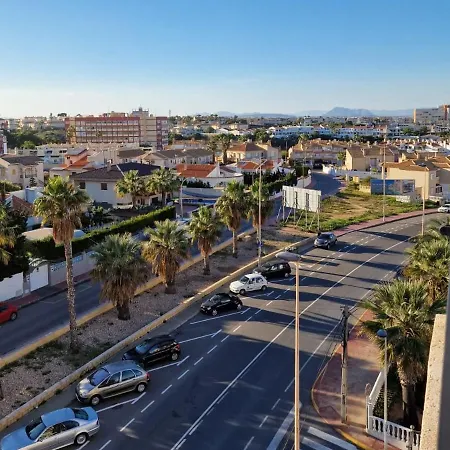 Cozy With Sea View טורבייחה