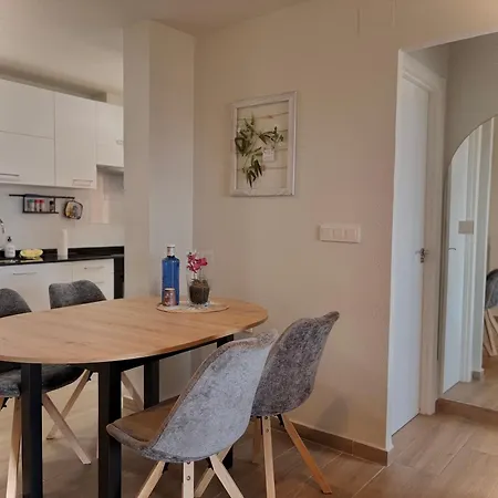 Cozy With Sea View